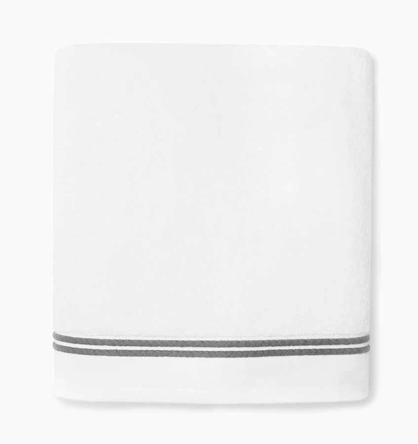 Aura Nuova Towel