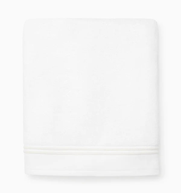 Aura Nuova Towel
