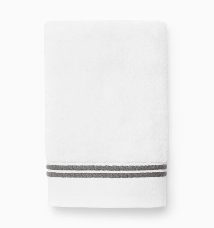 Aura Nuova Towel