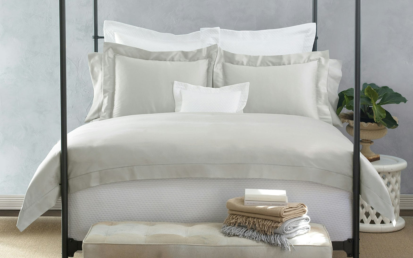 Nocturne Hemstitch Pillowcase Pair