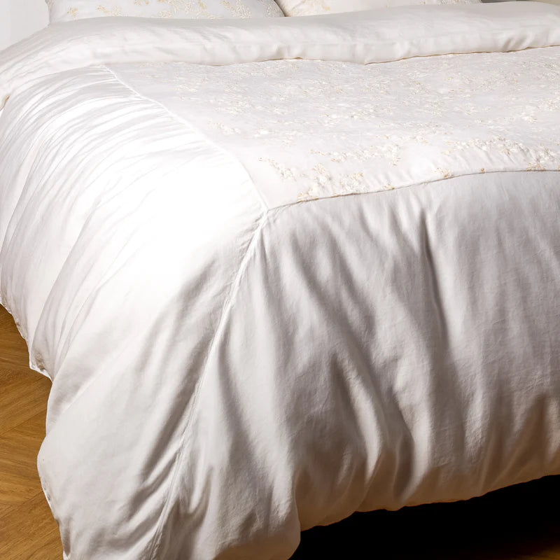 Lynette Luxe Duvet Cover
