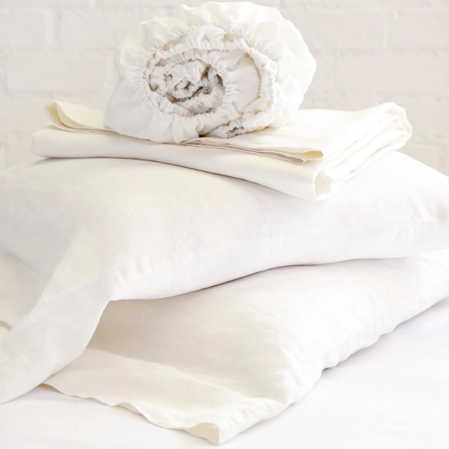 Linen Pillowcase (Single) (Pom Pom)