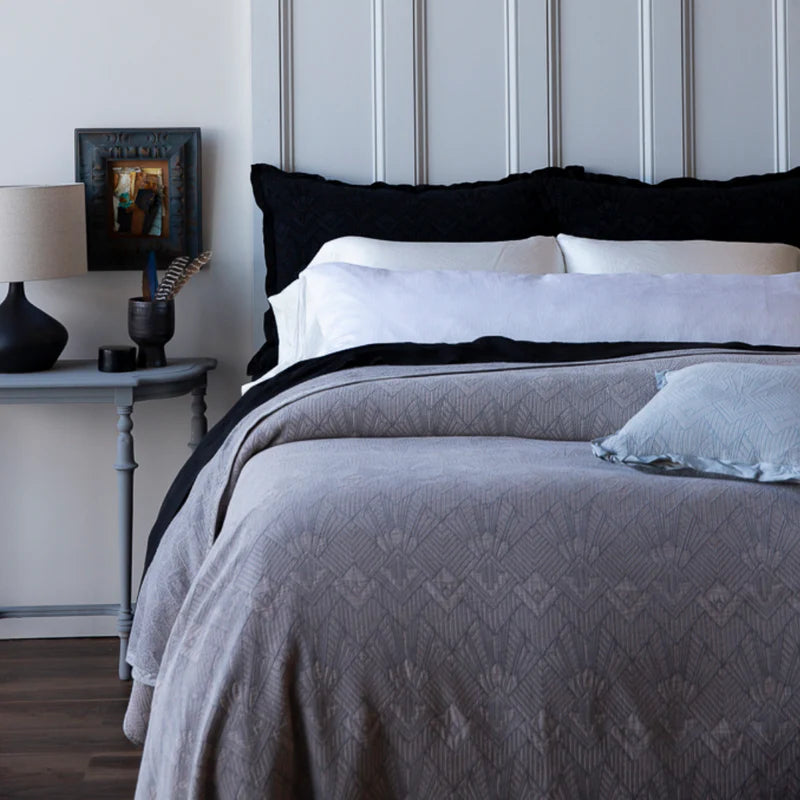 Trettino Bedspread