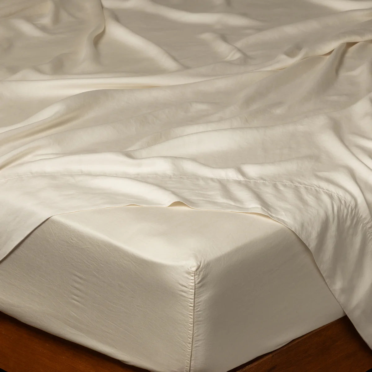 Madera Luxe Fitted Sheet
