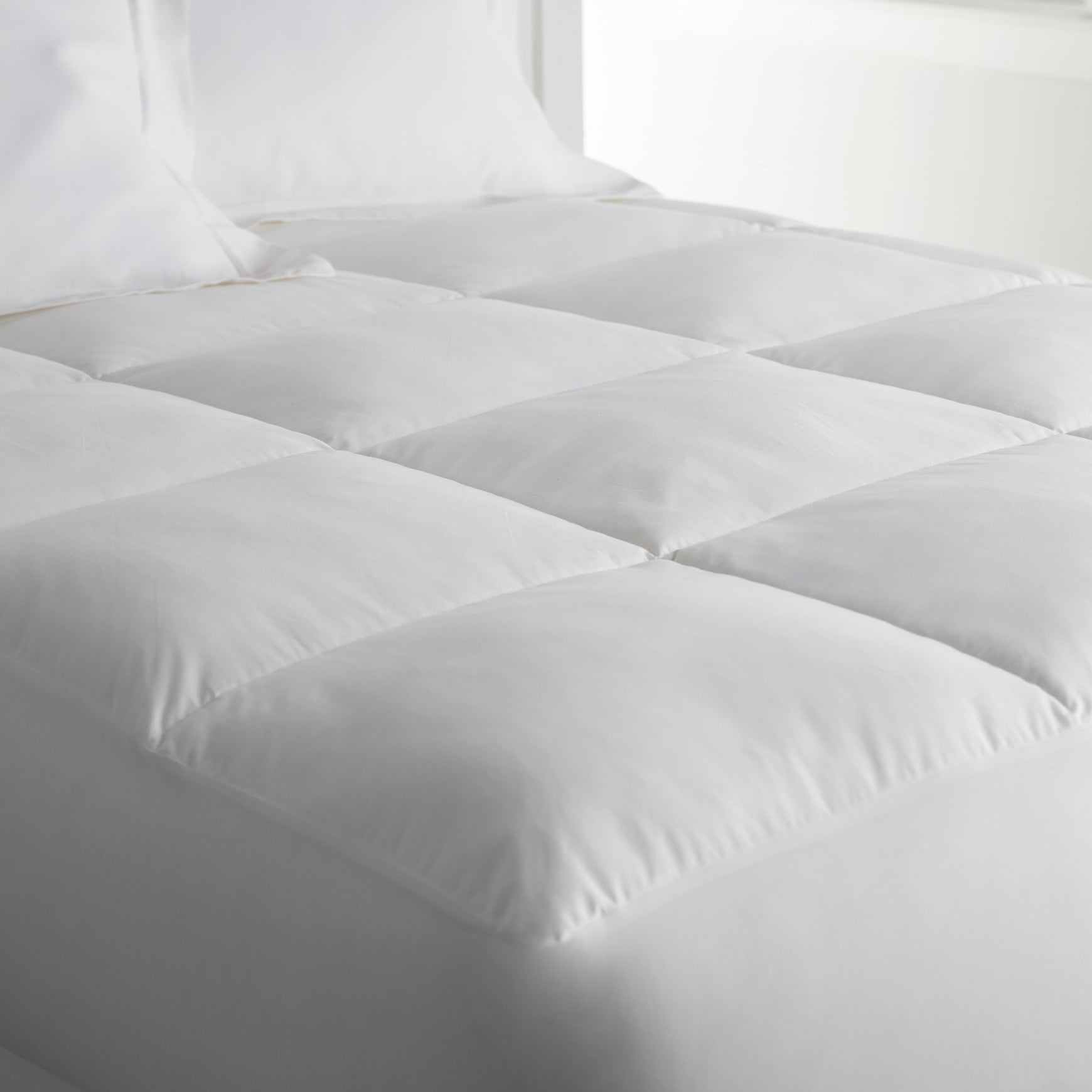 American Down & Feather Company Down Alternative Mattress Topper