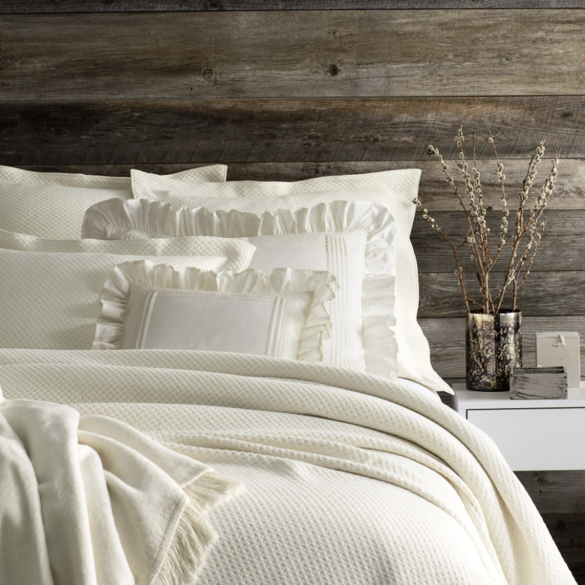 Petite Trellis Matelasse Coverlet