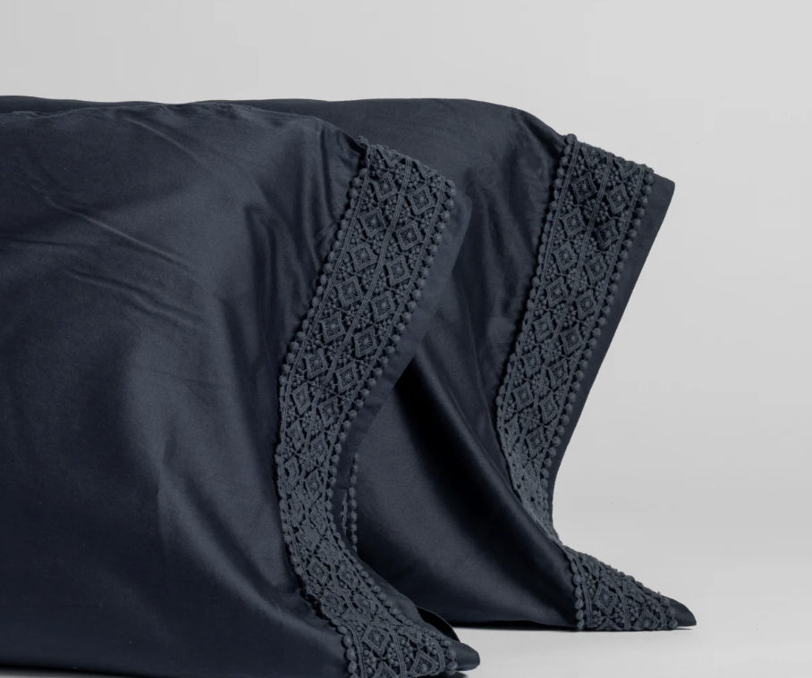 Bria Pillowcase With Novola Lace Band (Single)