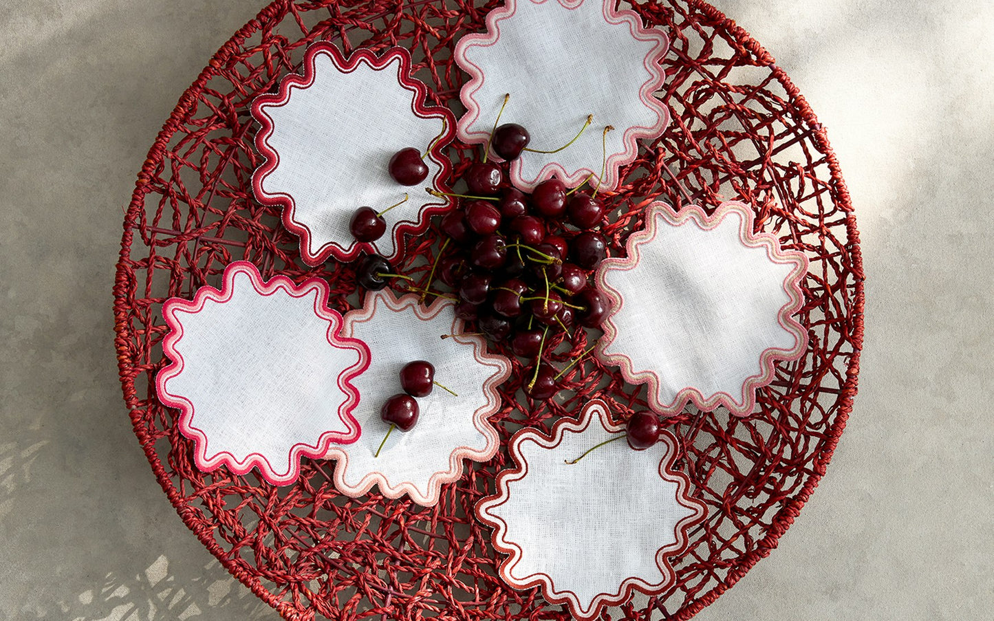 Wave 6" Round Cocktail Napkins - Set of 6