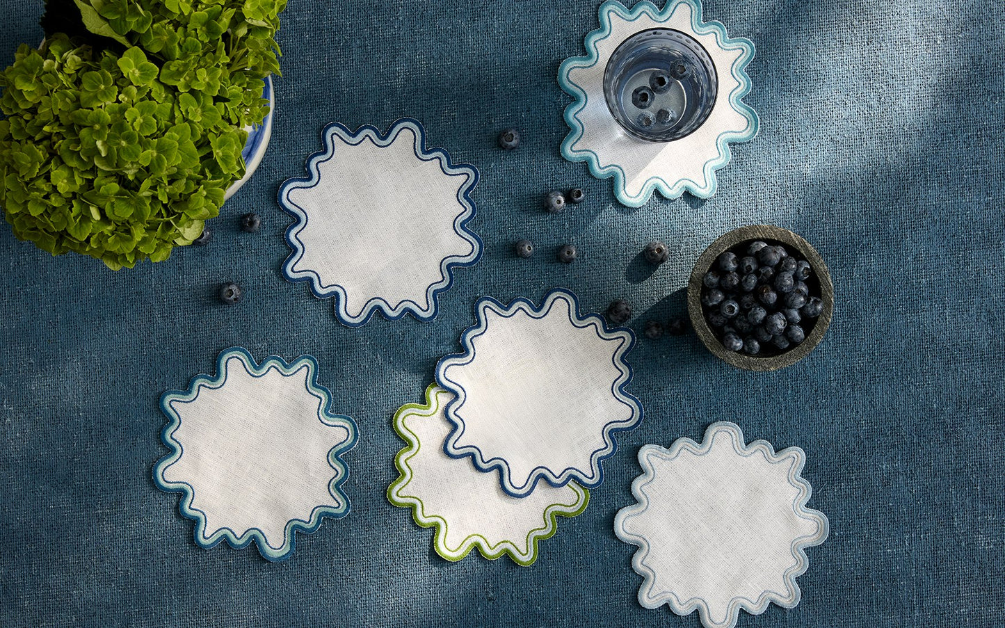 Wave 6" Round Cocktail Napkins - Set of 6