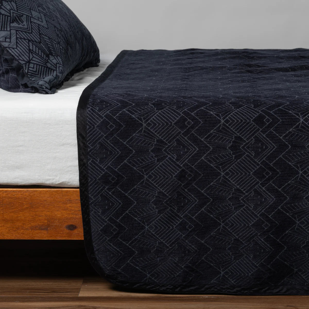 Trettino Bedspread