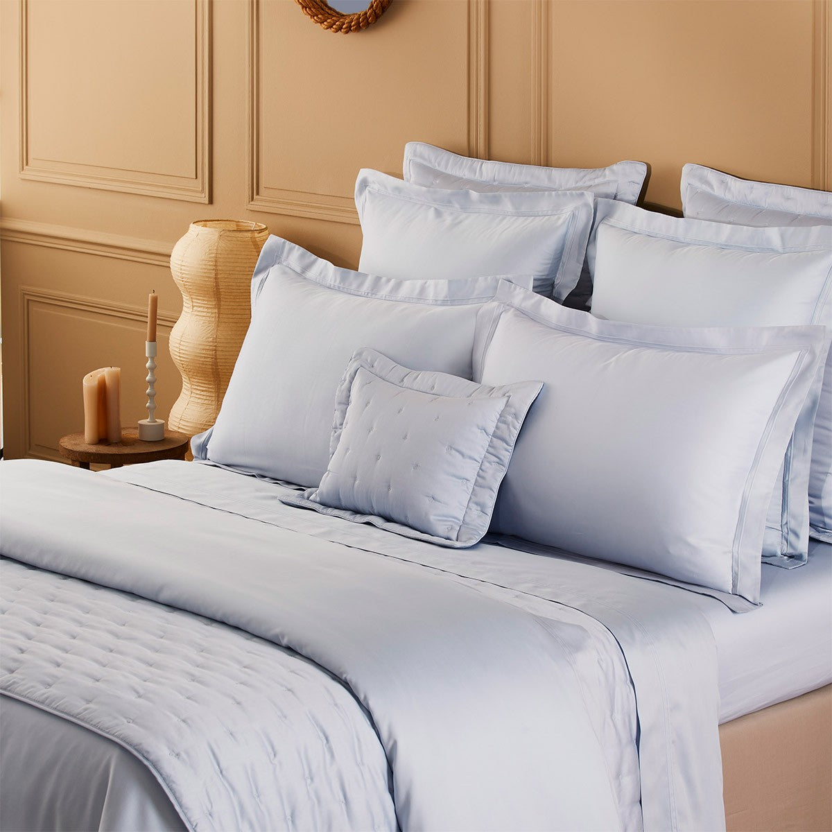 Triomphe Bed Runner