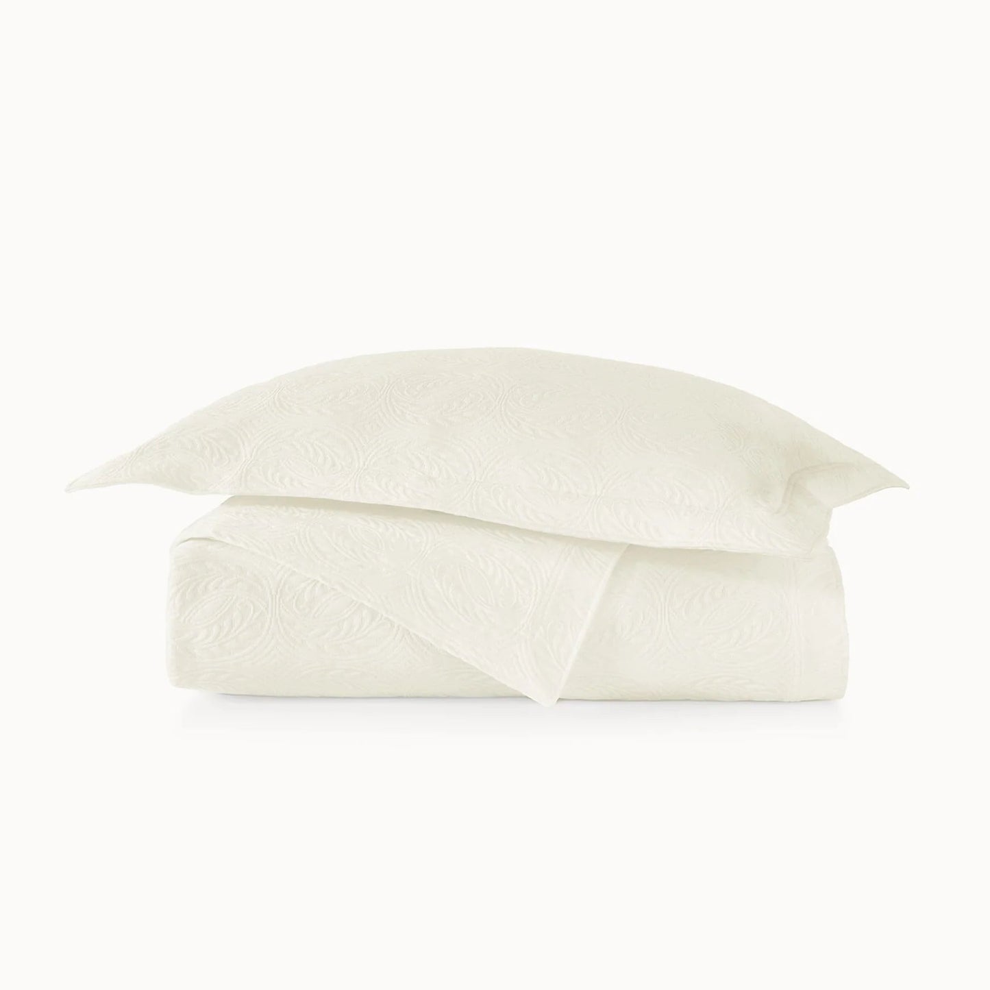 Vienna Matelassé Coverlet