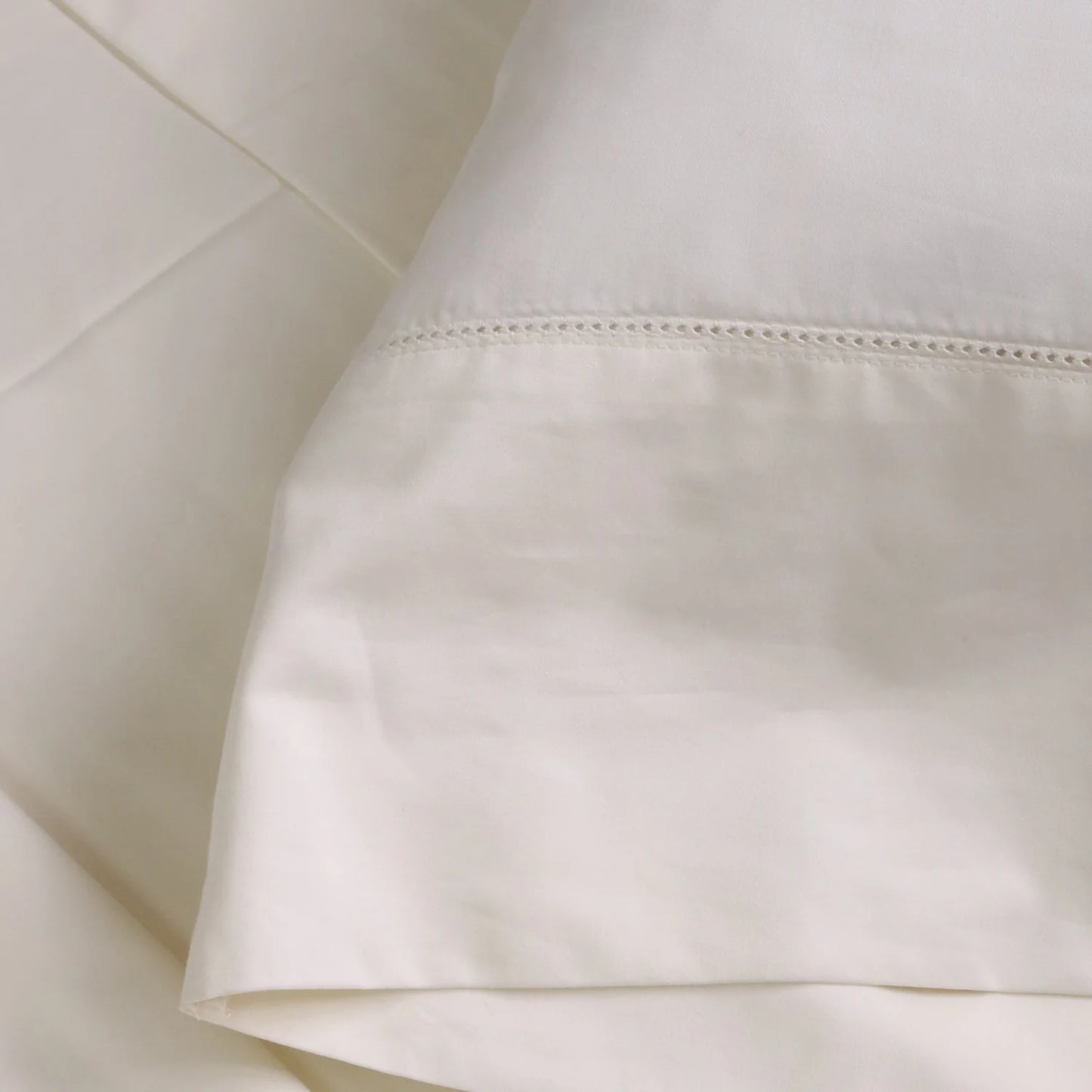Classico Hemstitch Cotton Sateen Duvet Cover Set