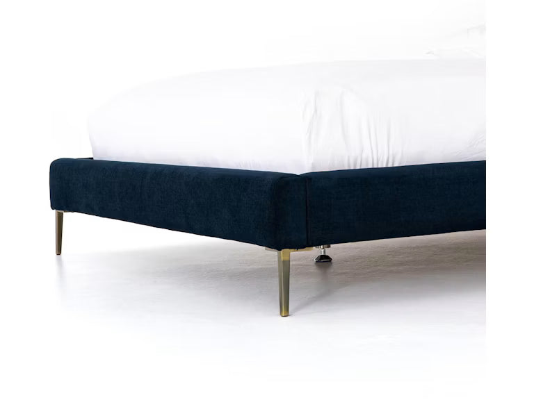 Rennie Bed